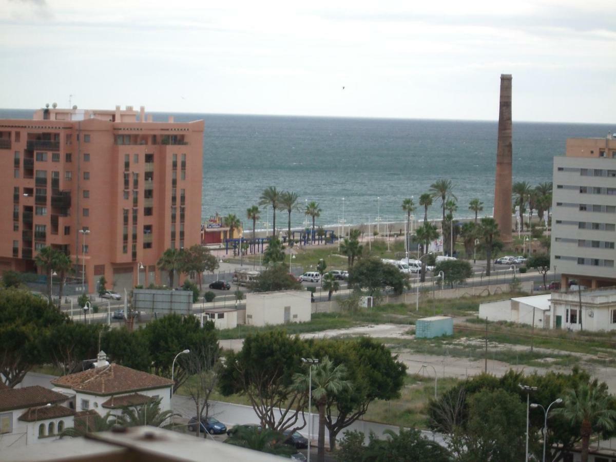 Paseo Maritimo De Poniente Malaga Exterior photo