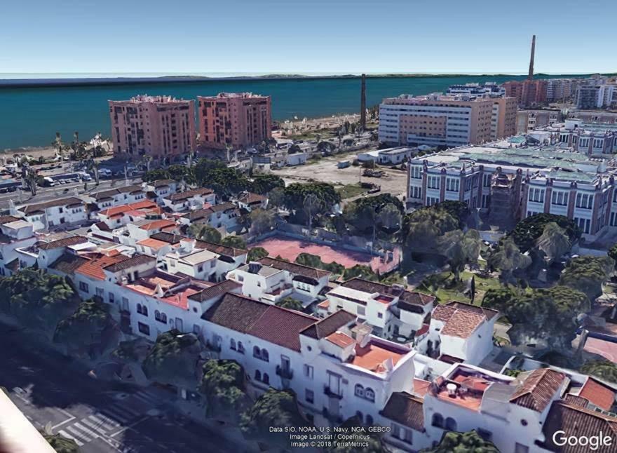 Paseo Maritimo De Poniente Malaga Exterior photo